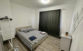 The Orchid, Apartment By Lmg